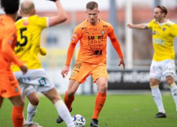 Alexander Ahl Holmström gjorde första målet i Örgryte