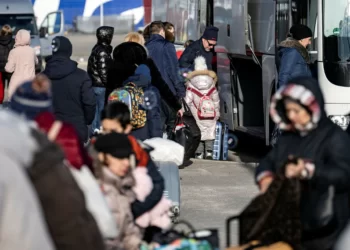 Kommuner under hårt tryck för att ordna bostäder åt flyktingar