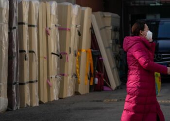 Kina vill begränsa smittan under nyårsresorna