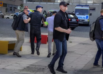 Hotvåg mot Paludan efter koranbränningen