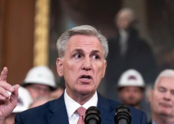 Topprepublikaner fördömer åtal mot Trump