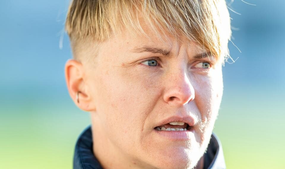 Nilla Fischer: ”Tvingades visa könet under fotbolls-VM”