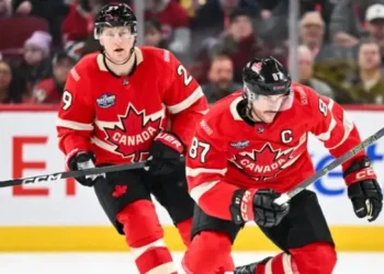 Så ser du IIHF Världsmästerskapet i ishockey 2025 – TV-kanaler, schema och live-streaming ￼