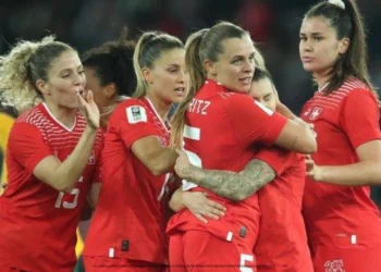 Pia Sundhage tar Schweiz damlandslag till EM 2025 – en ny era för schweizisk damfotboll