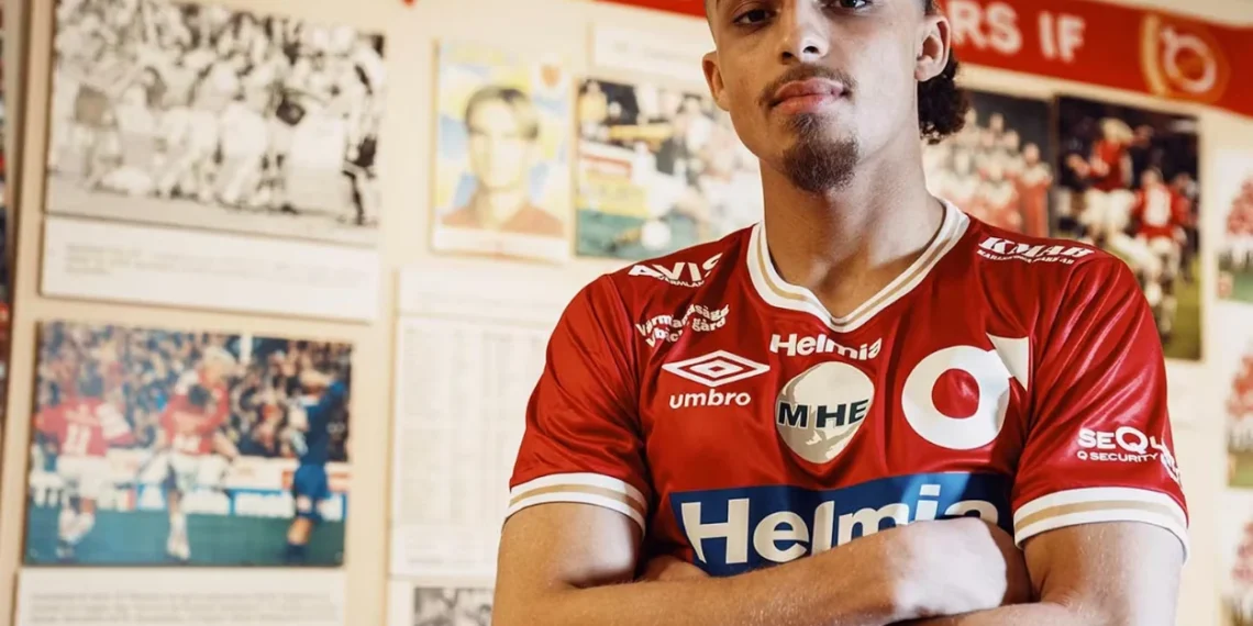 Shelbourne FC are pleased to confirm the signing of Swedish midfielder Maill Lundgren